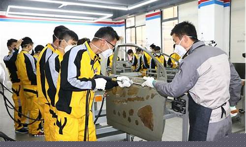 成都钣金工_成都钣金价格查询系统